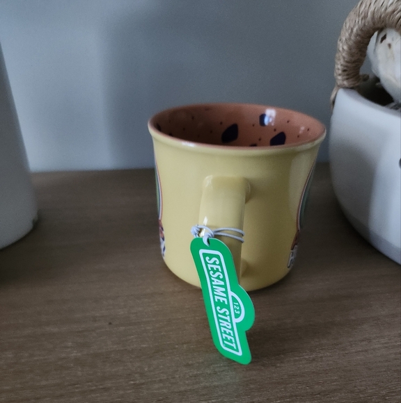 Sesame Street Yellow Cookie Monster Coffee Tea Mug NWT - Picture 4 of 6